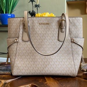 Michael Kors Tote
